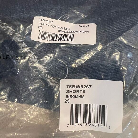 NWT Blank NYC The Barrow Vintage high rise distressed denim shorts size 29 - Picture 11 of 11